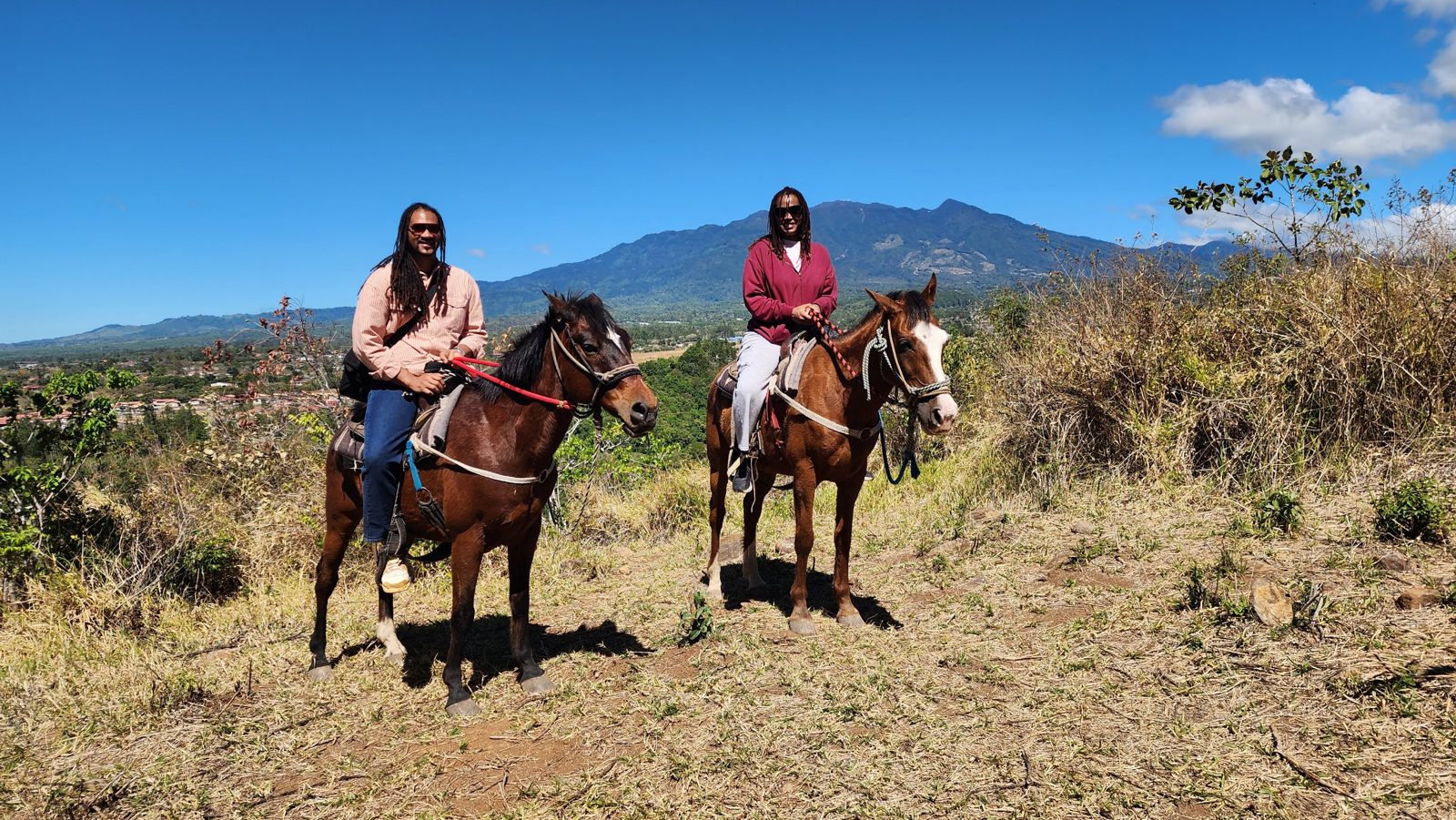 Horseback ride with a volcano view in Panama&rsquo;s highlands